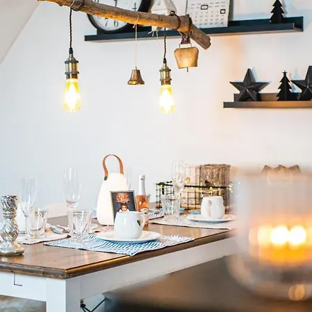 Apartment Dachwohnung Mit Ofen Und Freisitz *