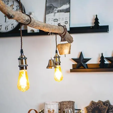 아파트 Dachwohnung Mit Ofen Und Freisitz 윌링겐-비르켄도르프