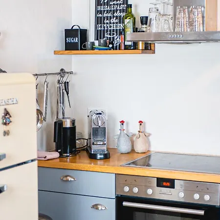 Dachwohnung Mit Ofen Und Freisitz 윌링겐-비르켄도르프